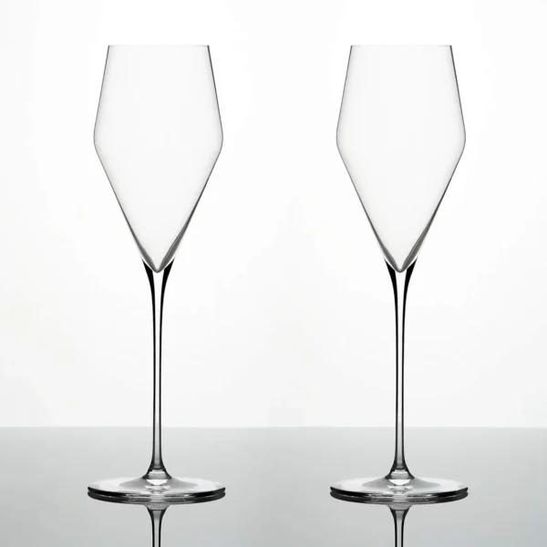 Denk'Art Champagne Hand-Blown Crystal Wine Glasses Set of 2 Dishwasher safe Height 9.4 inches widest point 3 inches 220ml